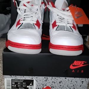 Jordan 4 Retro Fire red